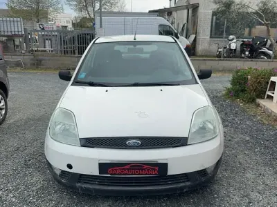 Occasion Ford Fiesta 68 ch (50 kW) 2009 Blanc Van