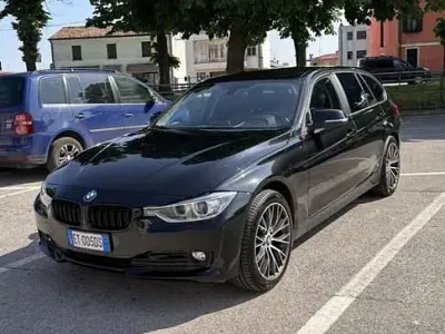 Usata BMW 320 184 CV (135 kW) 2013 Nero Station wagon