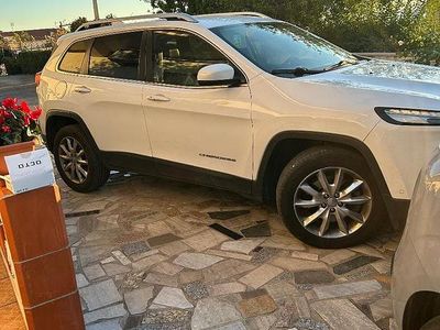 Usata Jeep Cherokee 140 CV (102 kW) 2014 Bianco SUV