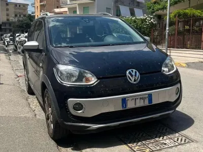 Usata VW up! 75 CV (55 kW) 2014 Nero Utilitaria