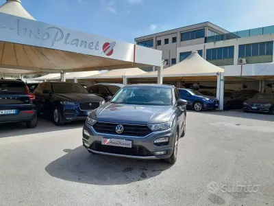 Usata VW T-Roc Style 110 CV (80 kW) 2021 Grigio SUV