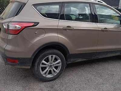 Usata Ford Kuga 120 CV (88 kW) 2019 SUV