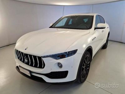 Usata Maserati Levante GranLusso 275 CV (202 kW) 2020 Bianco SUV