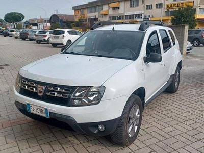 Usata Dacia Duster 110 CV (80 kW) 2015 Bianco SUV