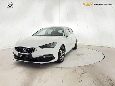 Usata Seat Leon XCELLENCE 150 CV (110 kW) 2021 Bianco Utilitaria