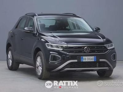 Usata VW T-Roc Life 150 CV (110 kW) 2025 Deep black perlato SUV