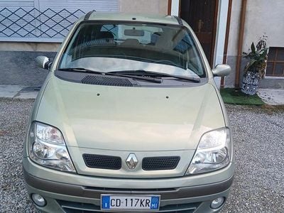 Usata Renault Scénic 2002 Verde Monovolume