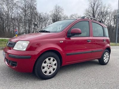 Usata Fiat Panda Emotion 69 CV (50 kW) 2010 Rosso Utilitaria