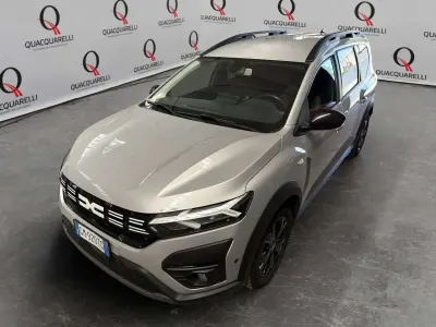 Usata Dacia Jogger Extreme 101 CV (74 kW) 2023 Grigio Monovolume