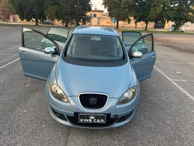 Usata Seat Altea XL Stylance 101 CV (74 kW) 2008 Blu Monovolume