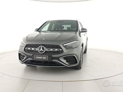 Usata Mercedes GLA250 AMG 163 CV (119 kW) 2024 Argento selenite SUV
