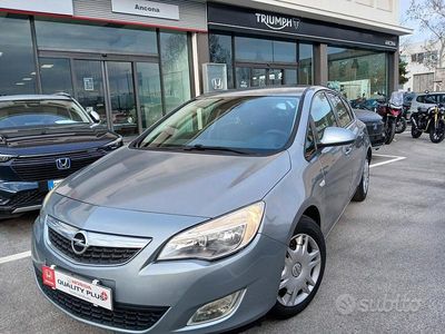 Usata Opel Astra S 95 CV (69 kW) 2011 Grigio Berlina