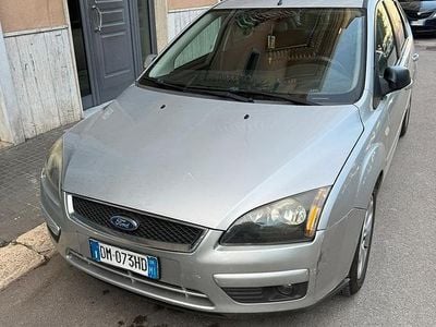 Usata Ford Focus 90 CV (66 kW) 2008 Grigio Utilitaria