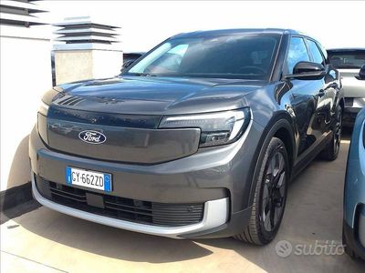 Grigio Nuova 2025 Ford Explorer Extended Range SUV | 44.000 € (Cara)