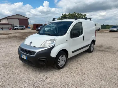 Usata Fiat Fiorino 80 CV (58 kW) 2017 Bianco Monovolume