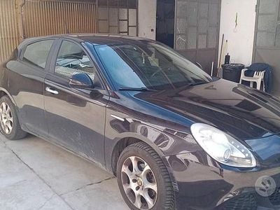 Usata Alfa Romeo Giulietta 109 CV (80 kW) 2012 Nero Utilitaria