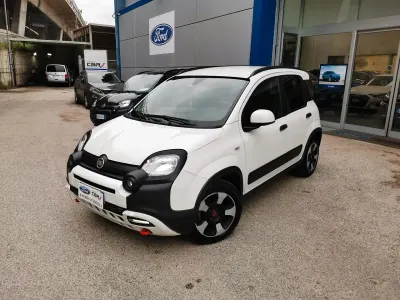 Usata Fiat Panda Cross Cross 69 CV (50 kW) 2023 Bianco Utilitaria