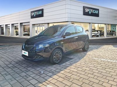 usata Lancia Ypsilon MY21 1.0 70CV HYBRID GOLD