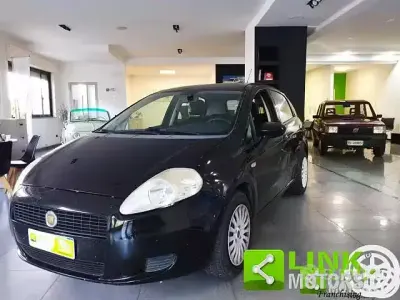 Usata Fiat Grande Punto 90 CV (66 kW) 2008 Nero Utilitaria