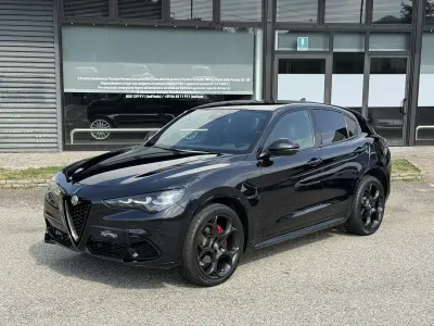 Usata Alfa Romeo Stelvio Competizione 280 CV (205 kW) 2023 Nero SUV