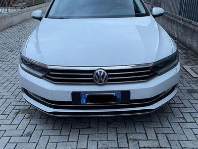 usata VW Passat Variant 2.0 tdi Highline 150cv dsg