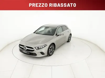 Usata Mercedes A180 Business 116 CV (85 kW) 2021 Argento Berlina