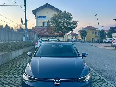 Usata VW Golf VIII 150 CV (110 kW) 2021 Berlina