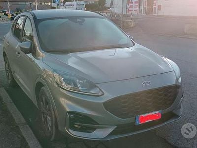 Usata Ford Kuga ST-Line 150 CV (110 kW) 2023 Grigio SUV