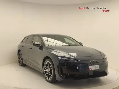 Usata Audi A6 e-tron S-Line 314 kW (428 CV) 2025 Blu plasma metallizzato Station wagon