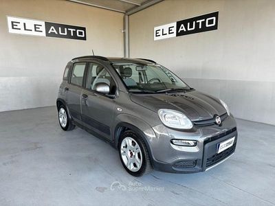 Usata Fiat Panda S 69 CV (50 kW) 2023 Grigio scuro Utilitaria