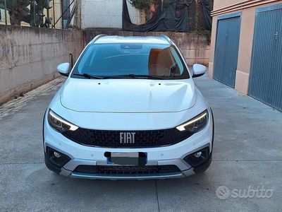 Usata Fiat Tipo Cross 131 CV (96 kW) 2021 Bianco Berlina