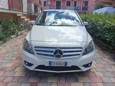 Usata Mercedes B180 Executive 109 CV (80 kW) 2013 Monovolume