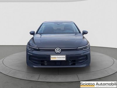 Nuova VW Golf VIII Life 149 CV (109 kW) 2025 Grigio Berlina