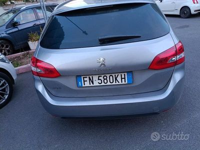 Usata Peugeot 308 SW 120 CV (88 kW) 2018 Grigio Station wagon