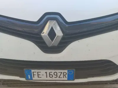 Usado Renault Clio II Campus 64 CV (47 kW) 2008 Berlina