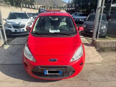 Usata Ford Ka Individual 69 CV (50 kW) 2014 Rosso Berlina