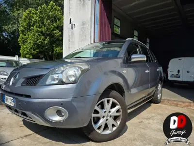 Usata Renault Koleos Dynamique 150 CV (110 kW) 2009 Grigio SUV