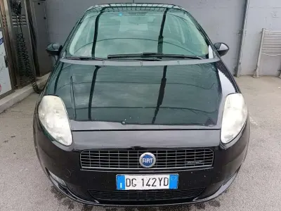 Usata Fiat Grande Punto Emotion 90 CV (66 kW) 2017 Utilitaria
