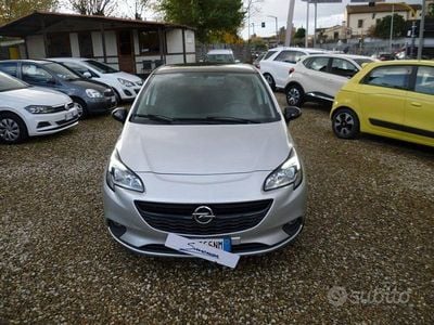 Usata Opel Corsa 69 CV (50 kW) 2017 Grigio Berlina