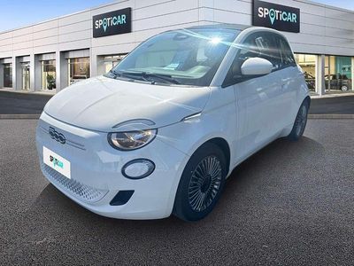 Begagnad Fiat 500C Icon 69 kW (95 HK) 2023 Vit Cab