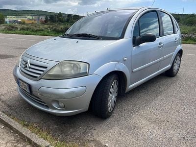 Begagnad Citroën C3 Exclusive 90 HK (66 kW) 2006 Grå Sedan