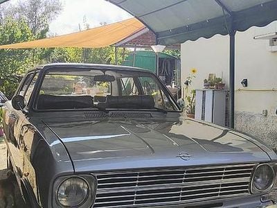 Usata Opel Kadett 50 CV (36 kW) 1970 Grigio Berlina