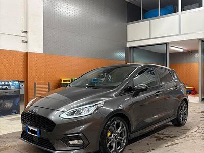 Usata Ford Fiesta ST-Line 86 CV (63 kW) 2019 Grigio Utilitaria