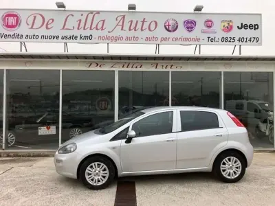 Usata Fiat Punto Street 95 CV (69 kW) 2017 Grigio Utilitaria