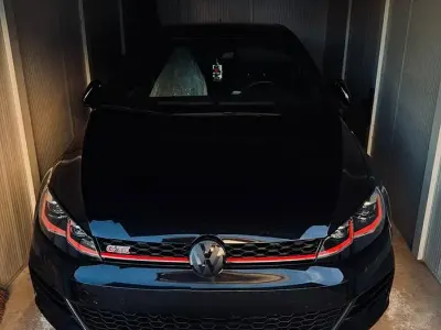 Usata VW Golf VIII GTI 245 CV (180 kW) 2025 Nero Berlina
