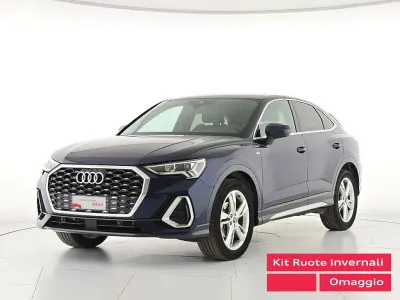 Usata Audi Q3 Sportback Ambiente 150 CV (110 kW) 2025 Blu SUV