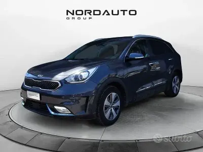 Usata Kia Niro Style 141 CV (103 kW) 2019 Grigio SUV