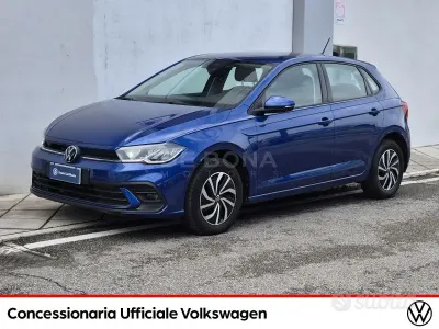 Usata VW Polo Life 95 CV (69 kW) 2025 Azzurro Utilitaria