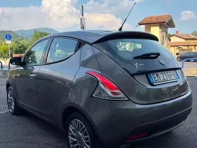 Usata Lancia Ypsilon S 95 CV (69 kW) 2012 Grigio Utilitaria