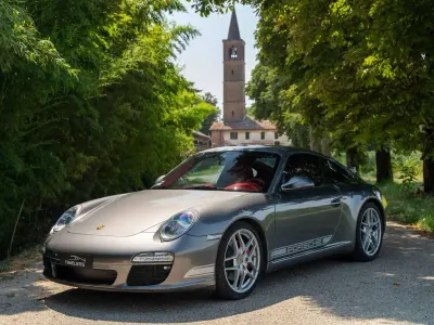 Usata Porsche 911 Carrera S 385 CV (283 kW) 2008 Silver metallic Coupé